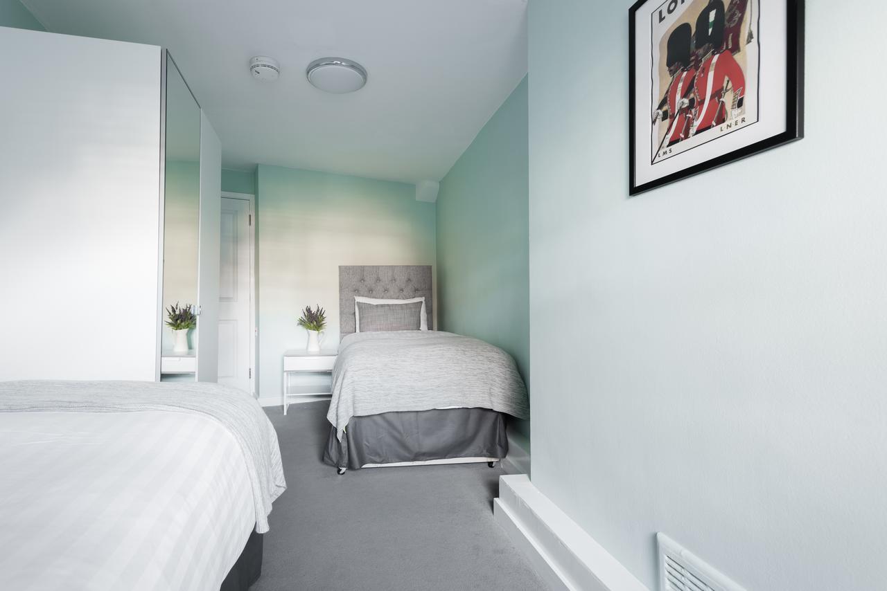 The Euston St Pancras Apartments Лондон Екстериор снимка