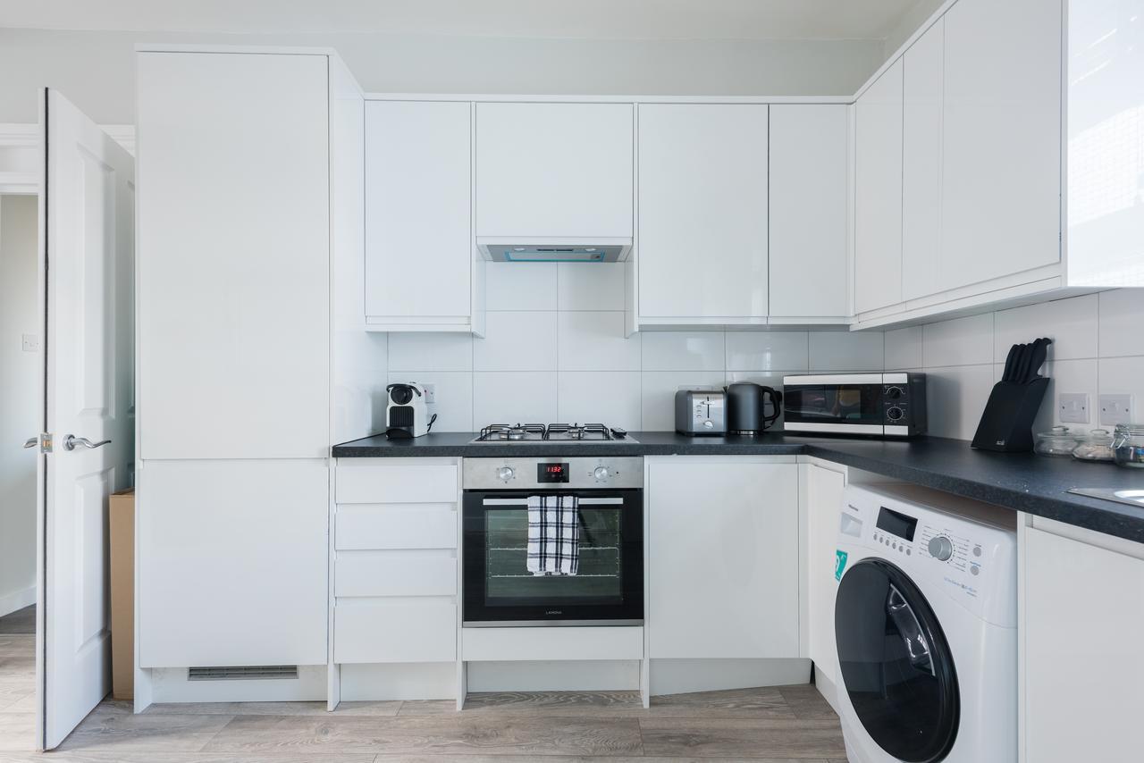 The Euston St Pancras Apartments Лондон Екстериор снимка